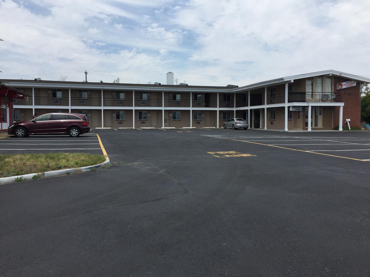 Pelican Inn & Suites Toms River Exterior foto